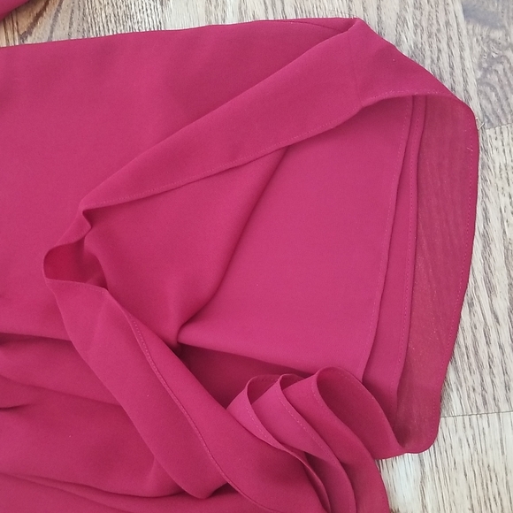 (M) Studio M Soft Flowy Top Burgundy Flattering Loose Fit Statement Sleeves - Picture 6 of 9